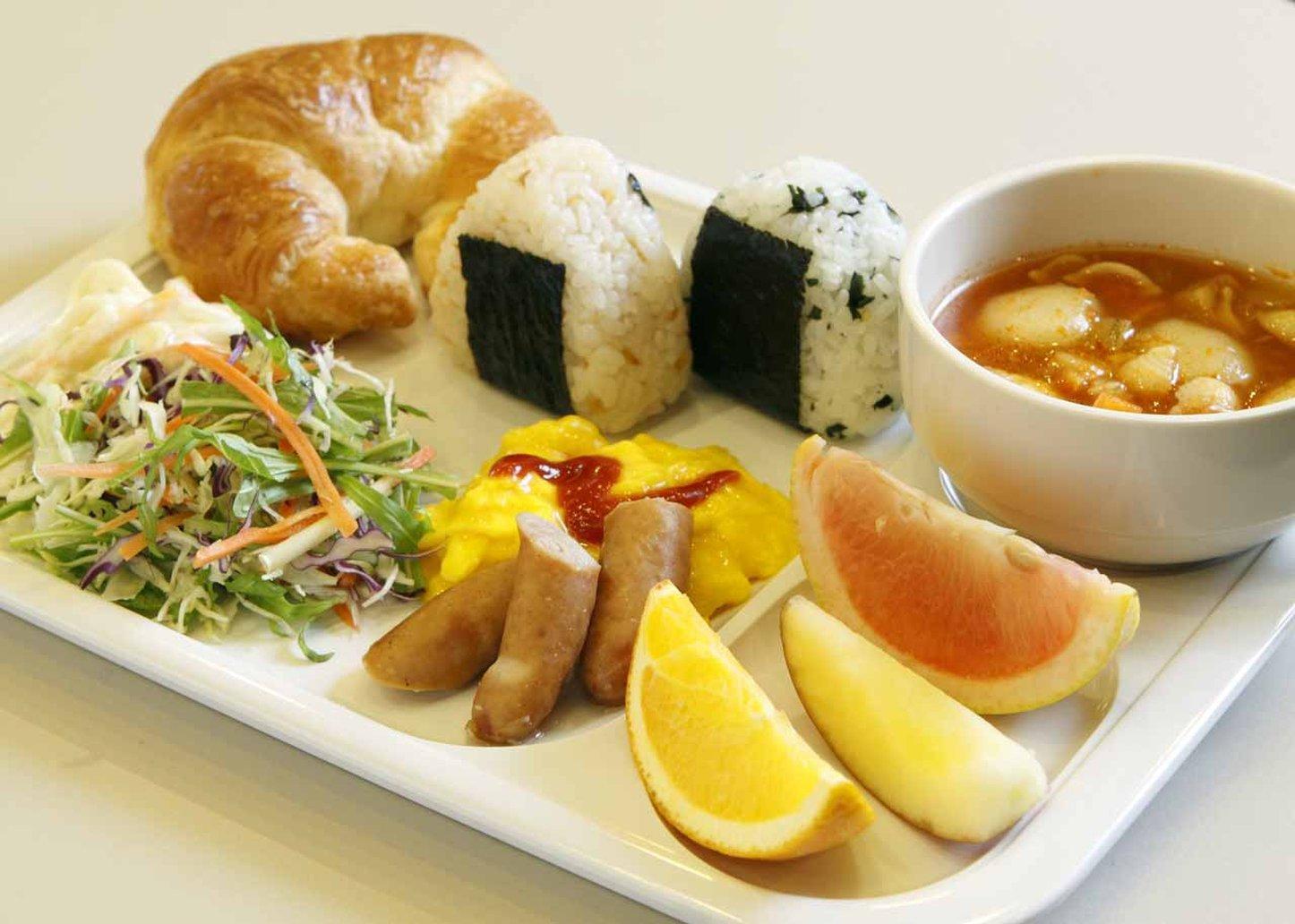 Comfort Hotel Sapporo Buitenkant foto