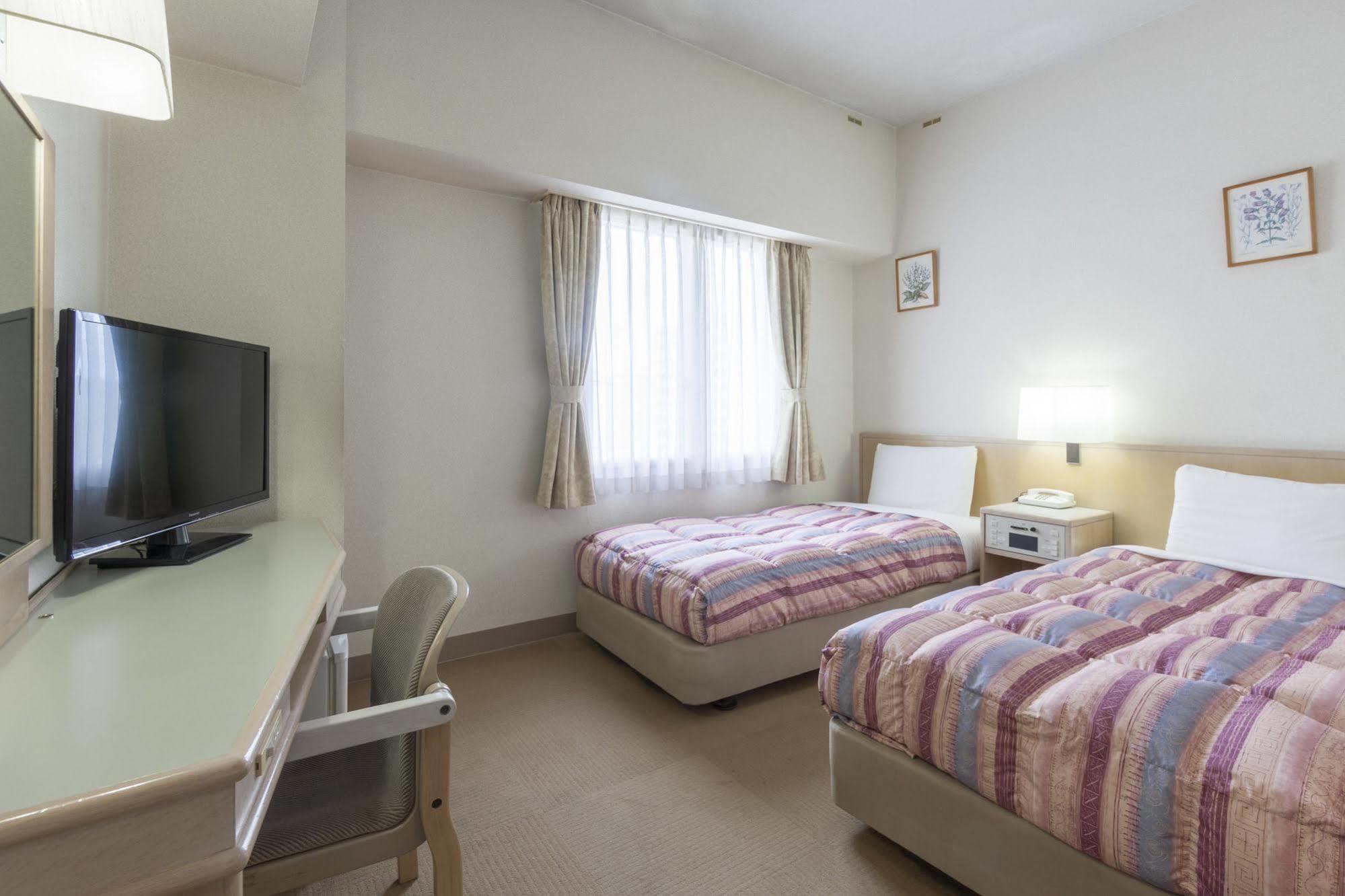 Comfort Hotel Sapporo Buitenkant foto